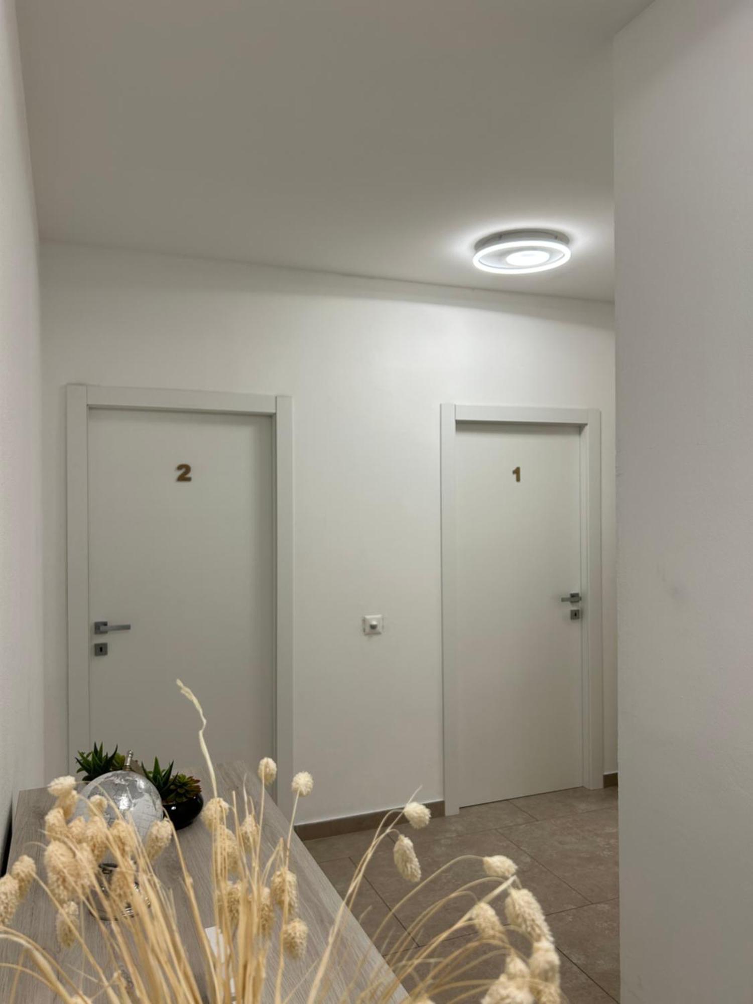 *Veranda'S Rooms* - Free Parking In Central Lugano Exteriér fotografie